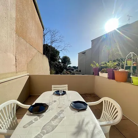 Studio Cabine Avec Terrasse, Proche Plage Et Commerces, Parking Prive - Fr-1-338-93 Apartamento Sète