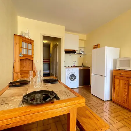 Apartamento Studio Cabine Avec Terrasse, Proche Plage Et Commerces, Parking Prive - Fr-1-338-93